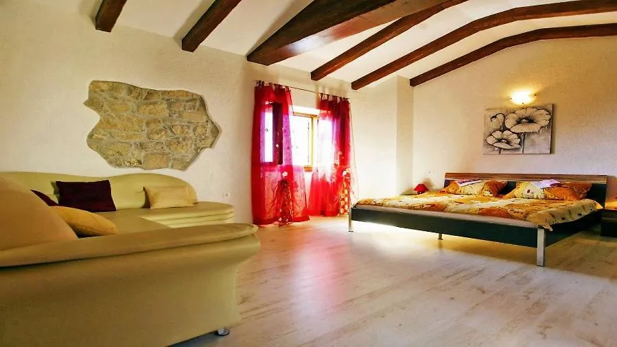 Lupoglav  Villa Bella Vista Near Ucka Nature Park קרואטיה