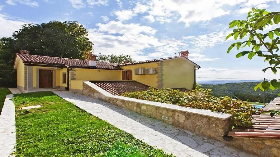 Lupoglav  Villa Bella Vista Near Ucka Nature Park קרואטיה